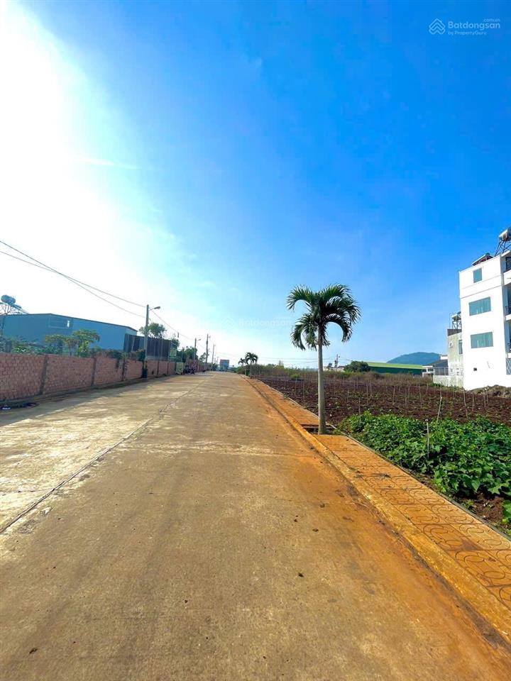 Bán lô đất giáp suối thoáng đẹp, 357.4m2 chỉ 1.8tỷ ngay trung tâm hiệp thạnh, về đà lạt chỉ 30 phút