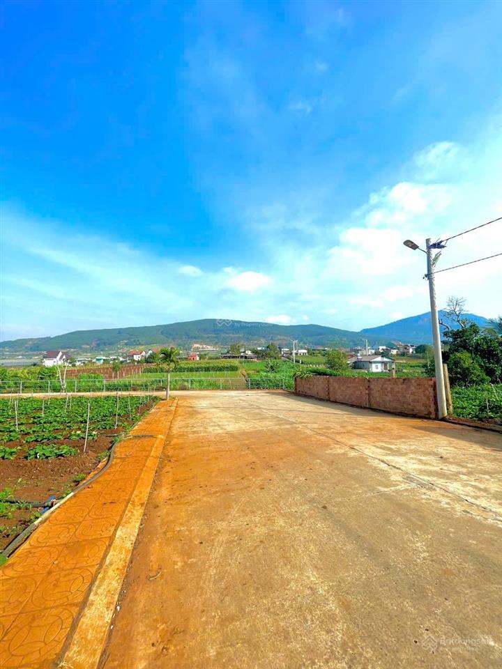 Bán đất thổ cư trung tâm hiệp thạnh giáp suối, 2 mặt thoáng, cách ql20 5phút, 357.4m2 giá chỉ 1.8tỷ