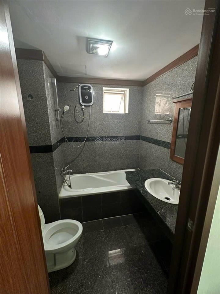 Cho thuê phòng trong căn hộ hoàng anh 2, vị trí gần cầu nguyễn văn cừ, qua q1q5 chỉ 2 phút