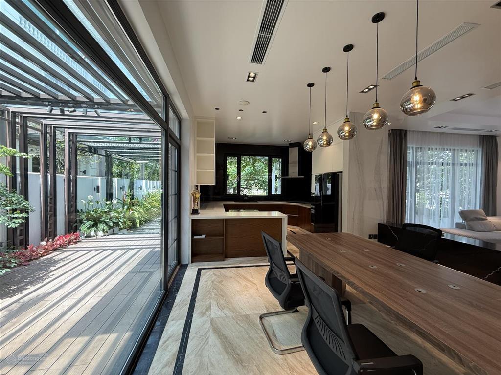 Siêu phẩm song lập góc gần 400m2, nội thất đẳng cấp 15 tỷ, tâm huyết, vị trí siêu vip view sông