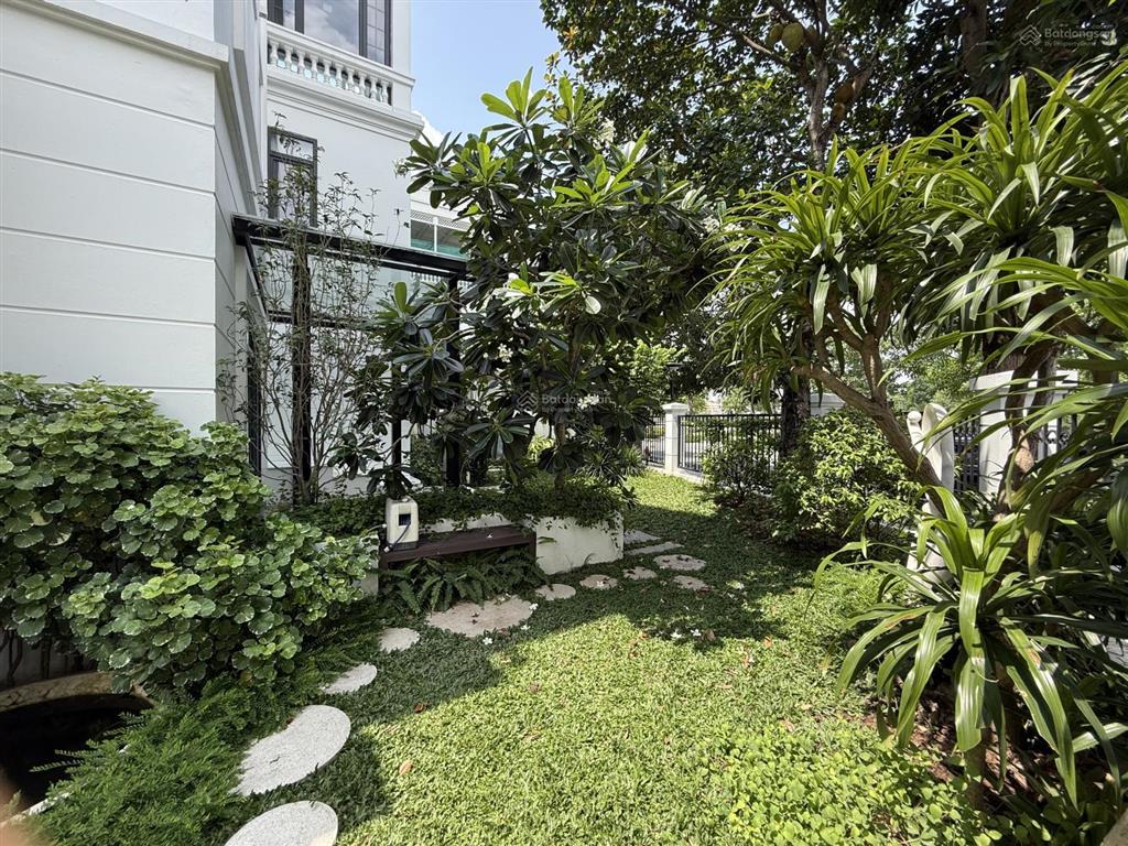 Siêu phẩm song lập góc gần 400m2, nội thất đẳng cấp 15 tỷ, tâm huyết, vị trí siêu vip view sông