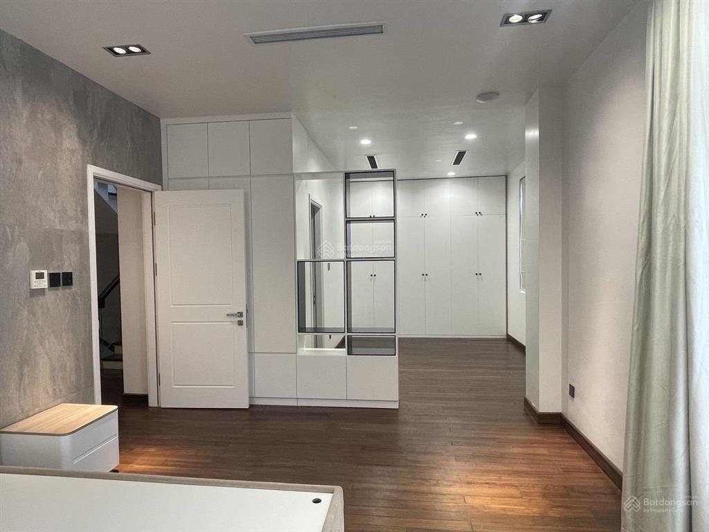 Siêu phẩm song lập góc gần 400m2, nội thất đẳng cấp 15 tỷ, tâm huyết, vị trí siêu vip view sông