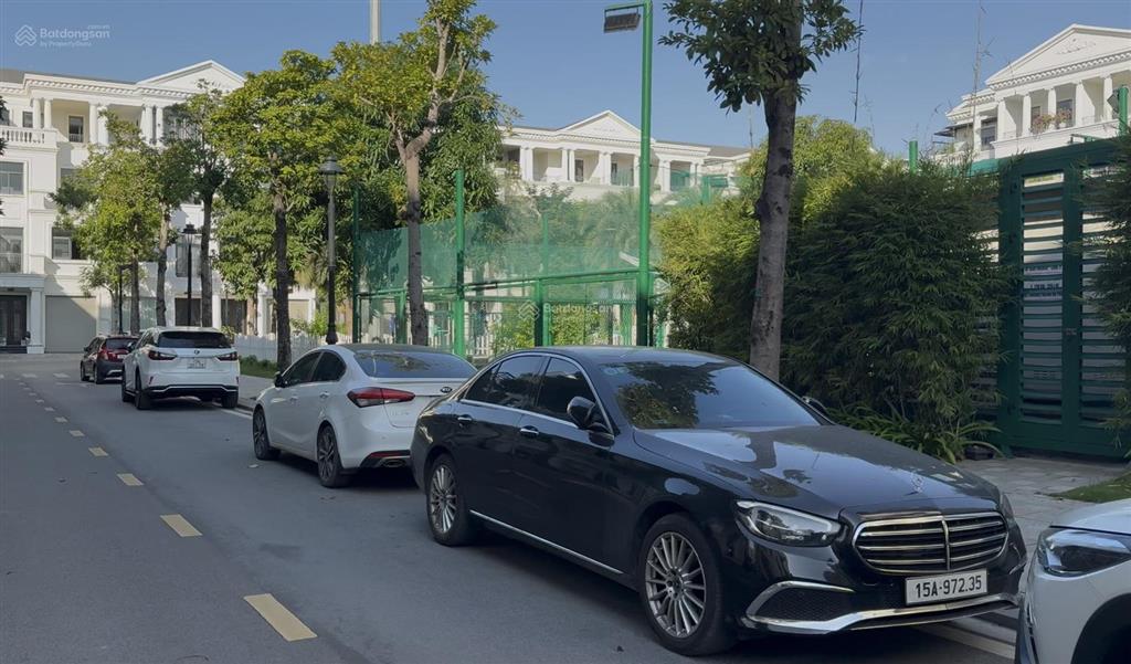 10,7 tỷ siêu phẩm  siêu phẩm đẳng cấp. 90m2 ngang 7m. 1 căn duy nhất, cạnh công viên.