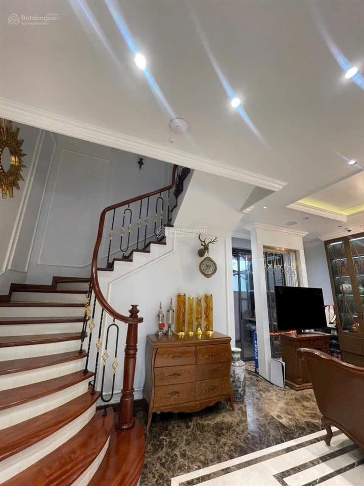 Song lập 144m manhattan vị trí hiếm có, full nội thất đẳng cấp , nhập khẩu. gần trường học