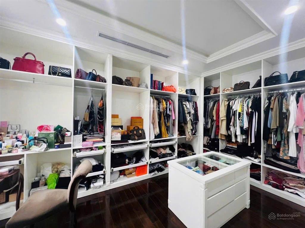 Siêu phẩm đơn lập. 400m. căn siêu vip, thang máy, nôị thất nhập khẩu , vị trí số 1 vin imperia