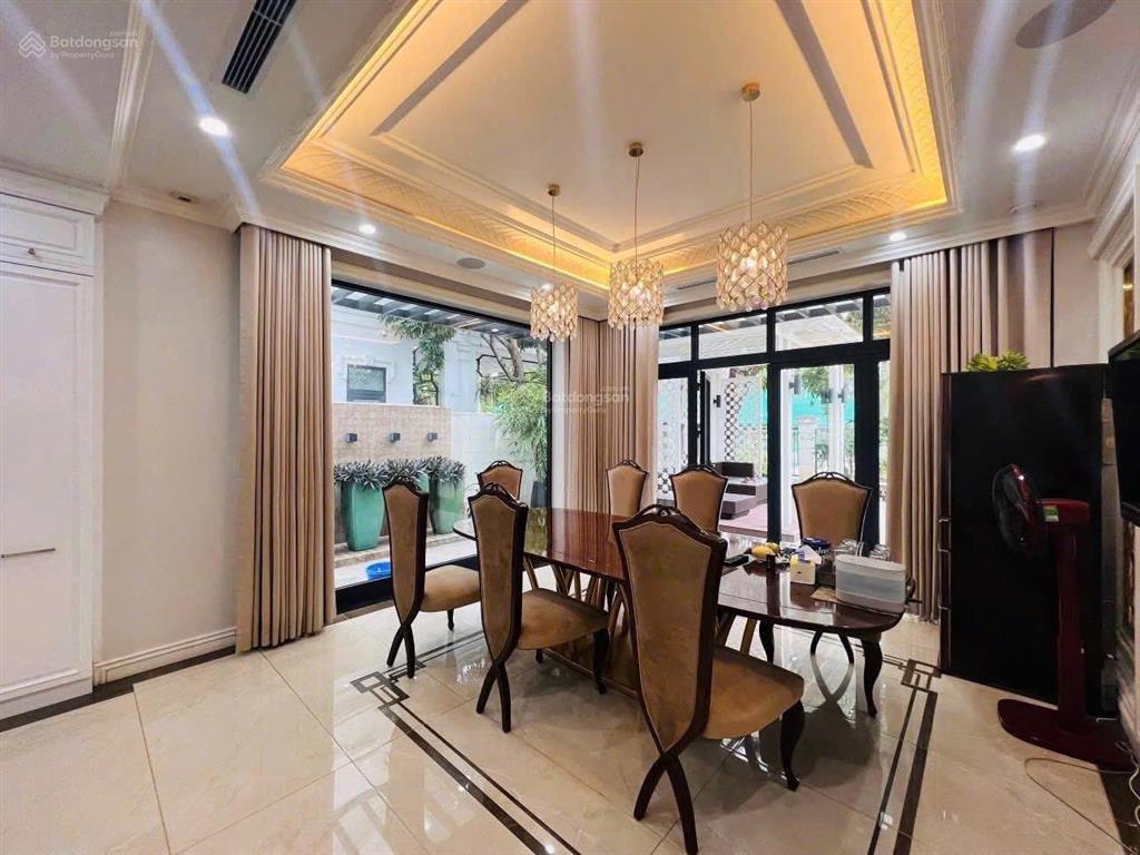 Siêu phẩm đơn lập. 400m. căn siêu vip, thang máy, nôị thất nhập khẩu , vị trí số 1 vin imperia