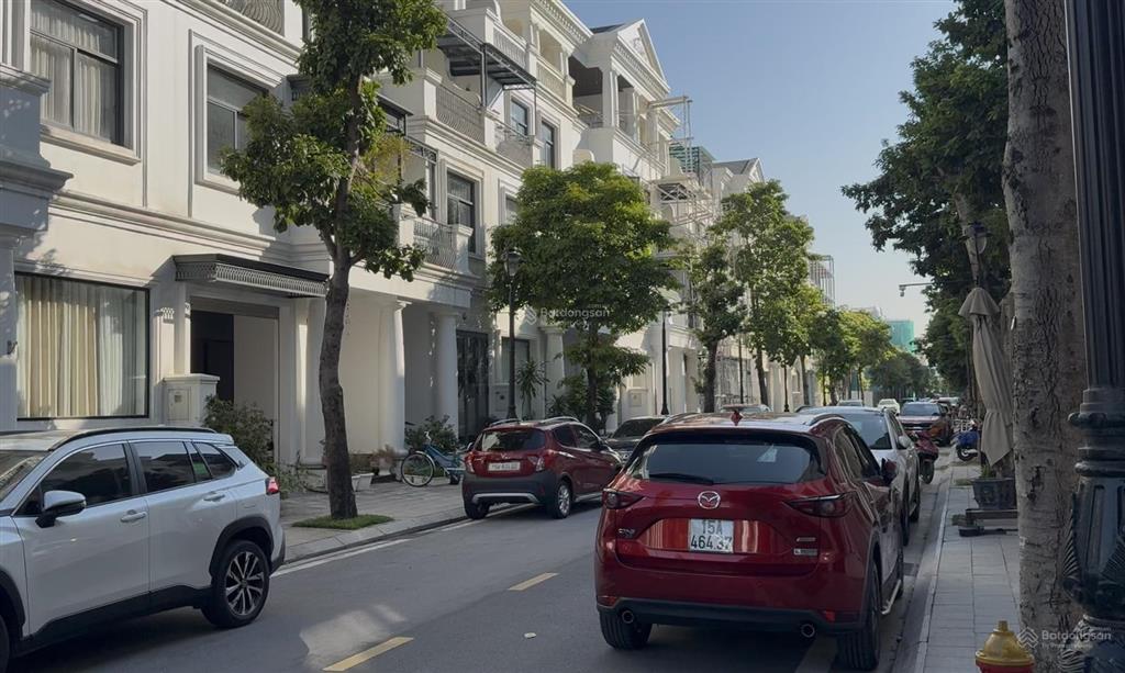 10,7 tỷ siêu phẩm  siêu phẩm đẳng cấp. 90m2 ngang 7m. 1 căn duy nhất, cạnh công viên.