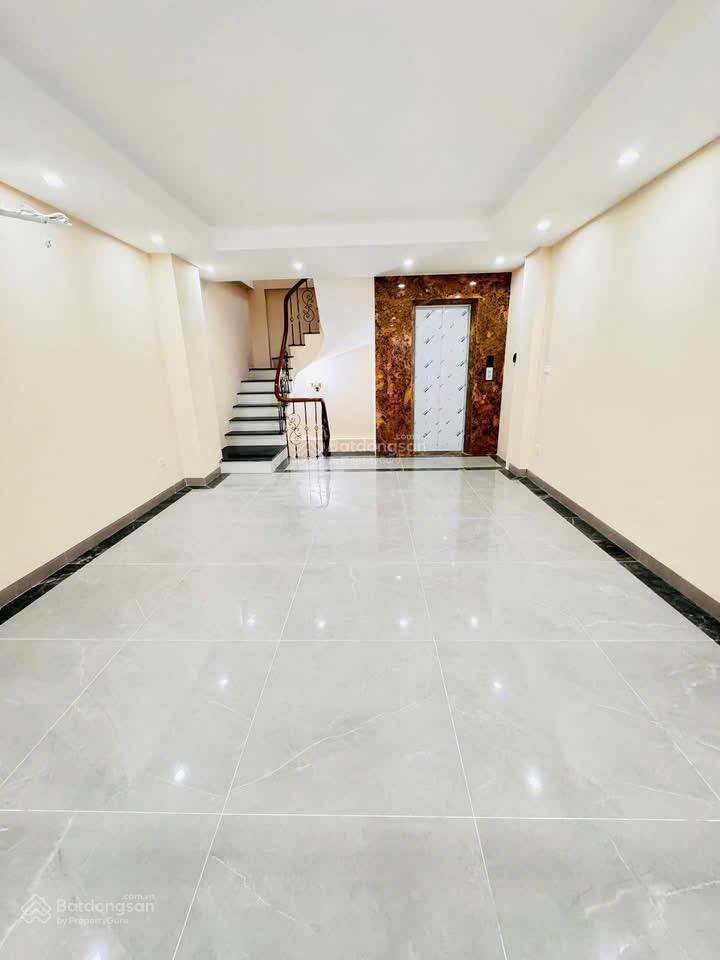 Siêu phẩm toà văn phòng mặt bờ sông sét nhà mới 7 tầng thang máy dt62m2 mt5m thiết kế thông sàn