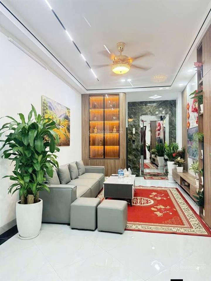 Siêu phẩm 7 tầng thang máy phố xuân thuỷ cầu giấy 3 bước ra phố dt38/42 mt3,5m nội thất tiền tỷ