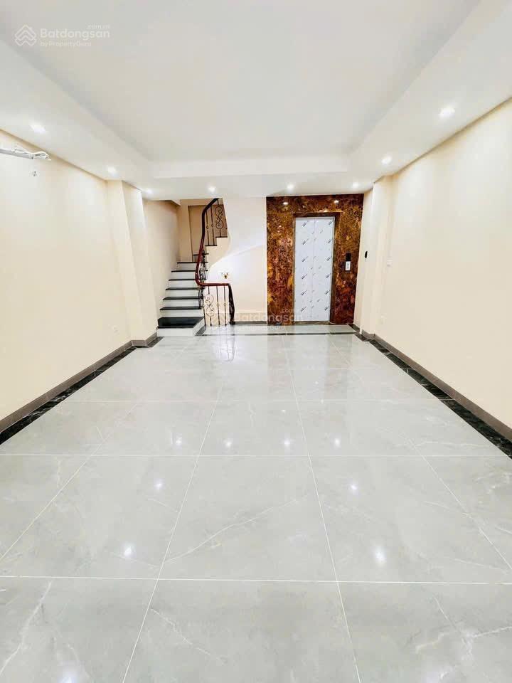 Chính chủ bán tòa văn phòng mặt phố yên phụ tây hồ 5 tầng nổi + 2 tầng hầm dt86m2 mt6m kinh doanh