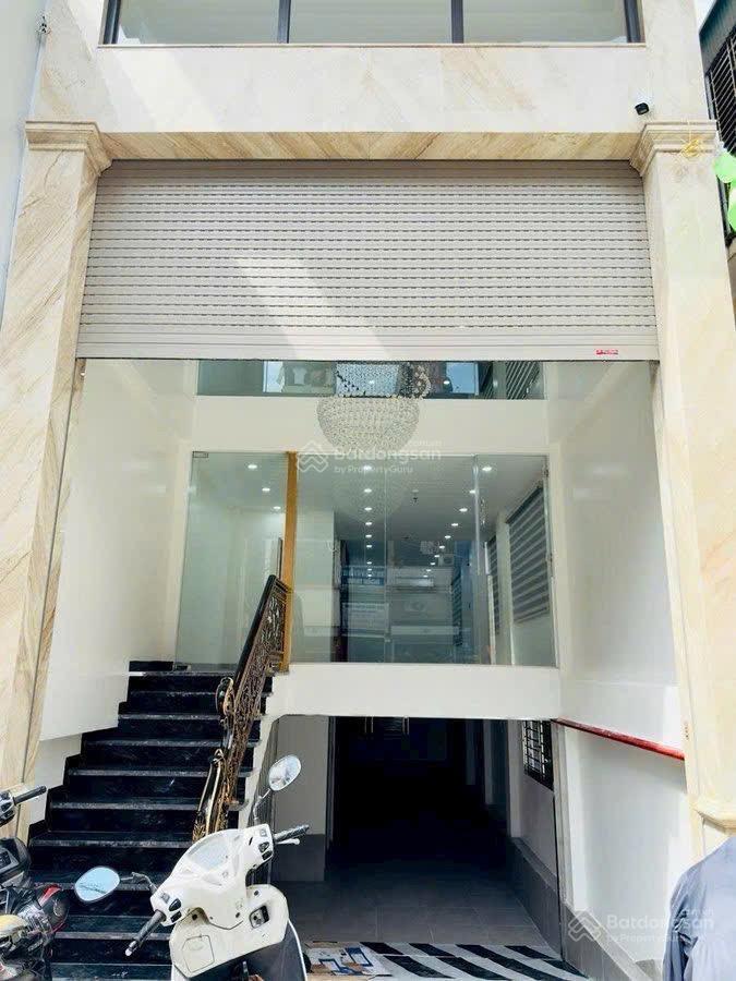 Siêu phẩm toà văn phòng hạng a mặt phố đường la thành 8t thang máy dt 75m2 mt 4,8m nhà mới lô góc