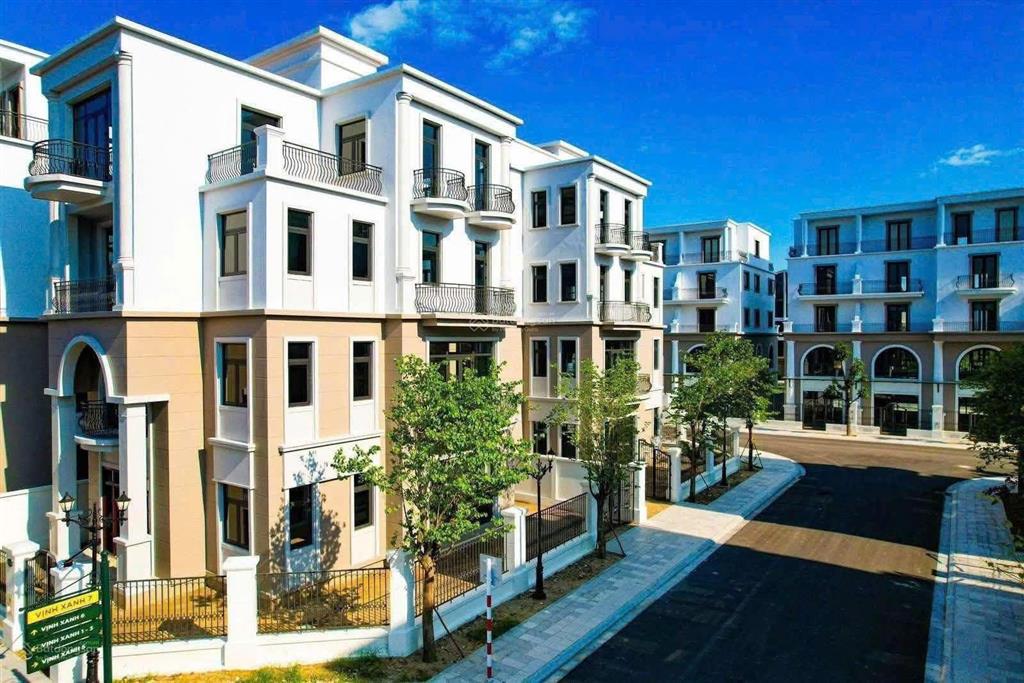 Cần tiền bán gấp căn biệt thự song lập vinhomes ocean park, dt 144m2, xd 4.5 tầng, giá 11.780 tỷ