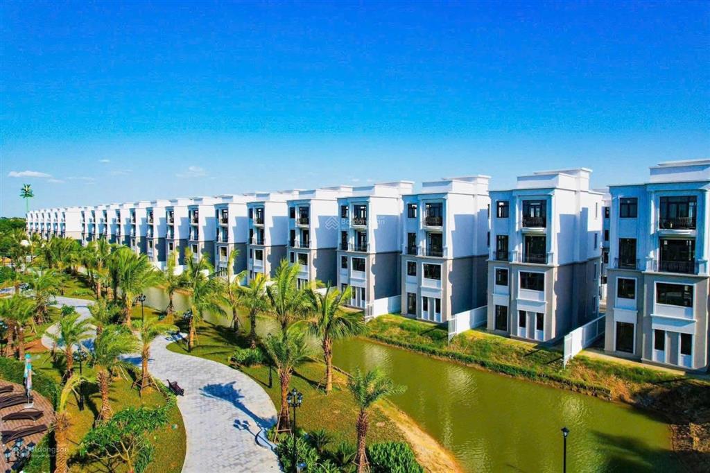 Cần tiền bán gấp căn biệt thự song lập vinhomes ocean park, dt 144m2, xd 4.5 tầng, giá 11.780 tỷ