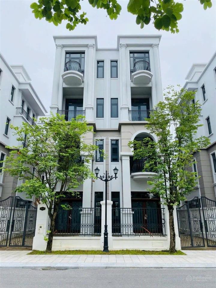 Cần tiền bán gấp căn biệt thự song lập vinhomes ocean park, dt 144m2, xd 4.5 tầng, giá 11.780 tỷ
