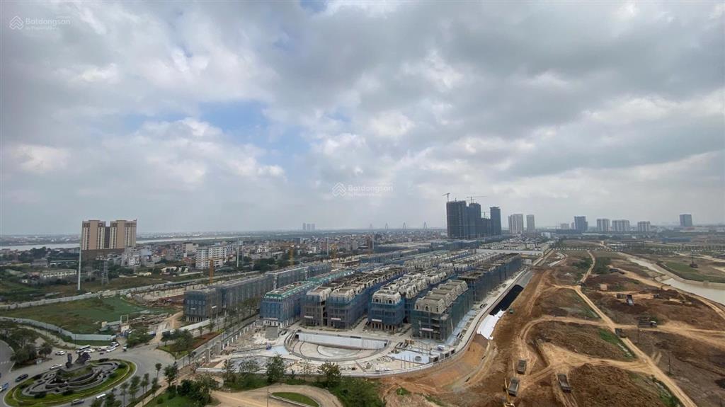 Bán căn góc tầng cao tòa l5 ciputra