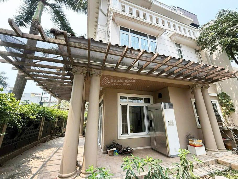 Bán biệt thự góc gđ1, 317m², sân vườn rộng, cửa chính hướng tây bắc