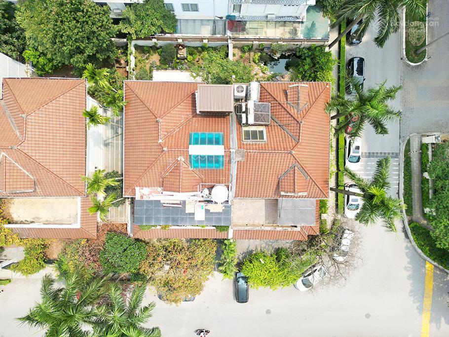 Bán biệt thự góc gđ1, 317m², sân vườn rộng, cửa chính hướng tây bắc