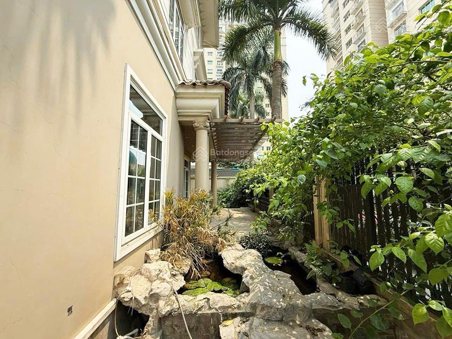 Bán biệt thự góc gđ1, 317m², sân vườn rộng, cửa chính hướng tây bắc