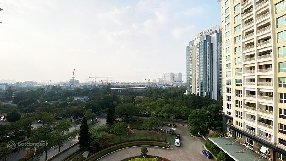 Căn hộ bếp mở tầng trung cần bán tại tòa p1 ciputra