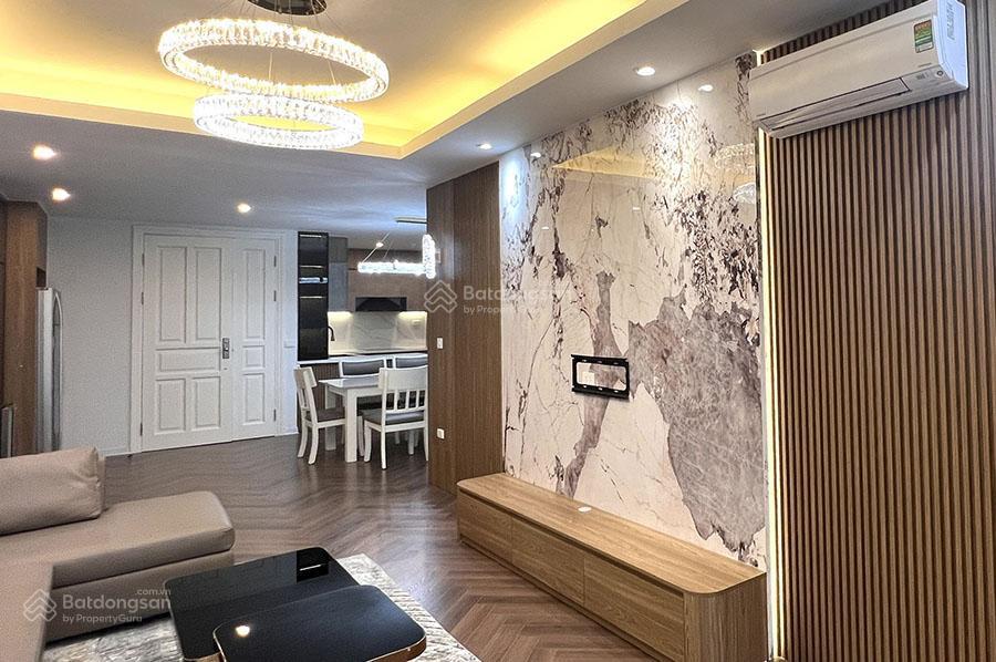 Bán căn hộ cao cấp p2 ciputra 145m thang máy riêng view trọn công viên 65ha