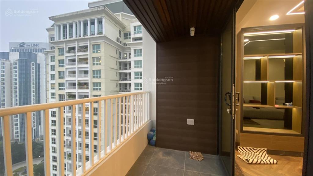 Bán căn hộ tầng cao view nội khu tòa p1 ciputra hà nội