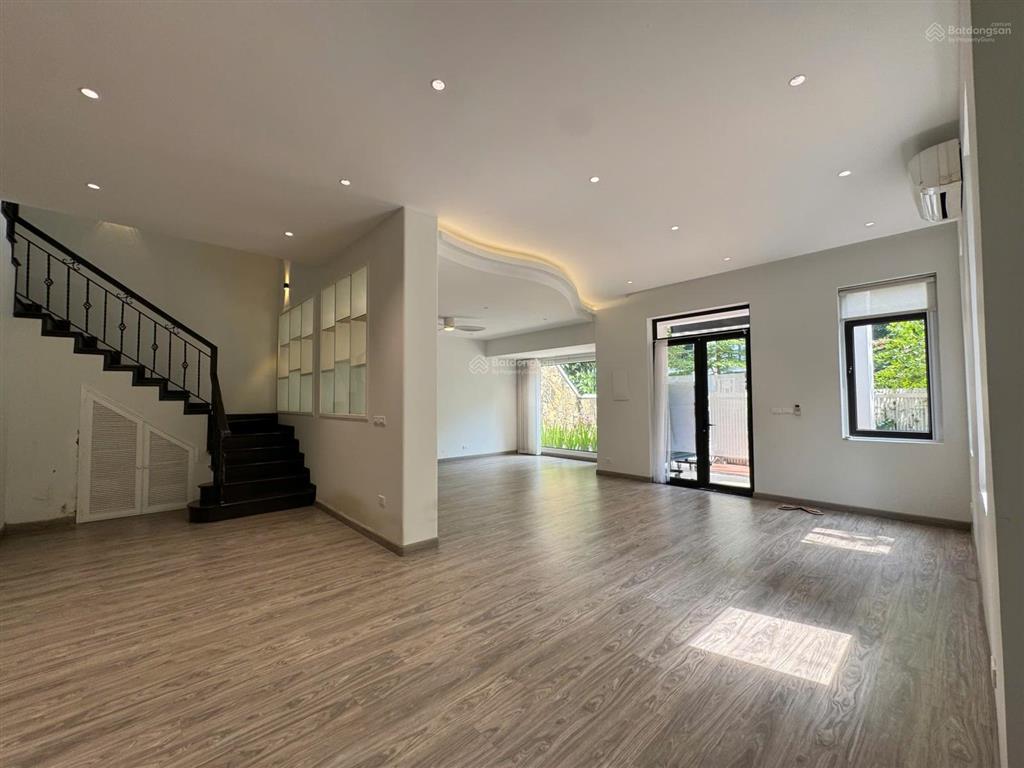 Cho thuê biệt thự t8, nam thăng long  ciputra, giá thỏa thuận, 219m2, 4pn, 4wc