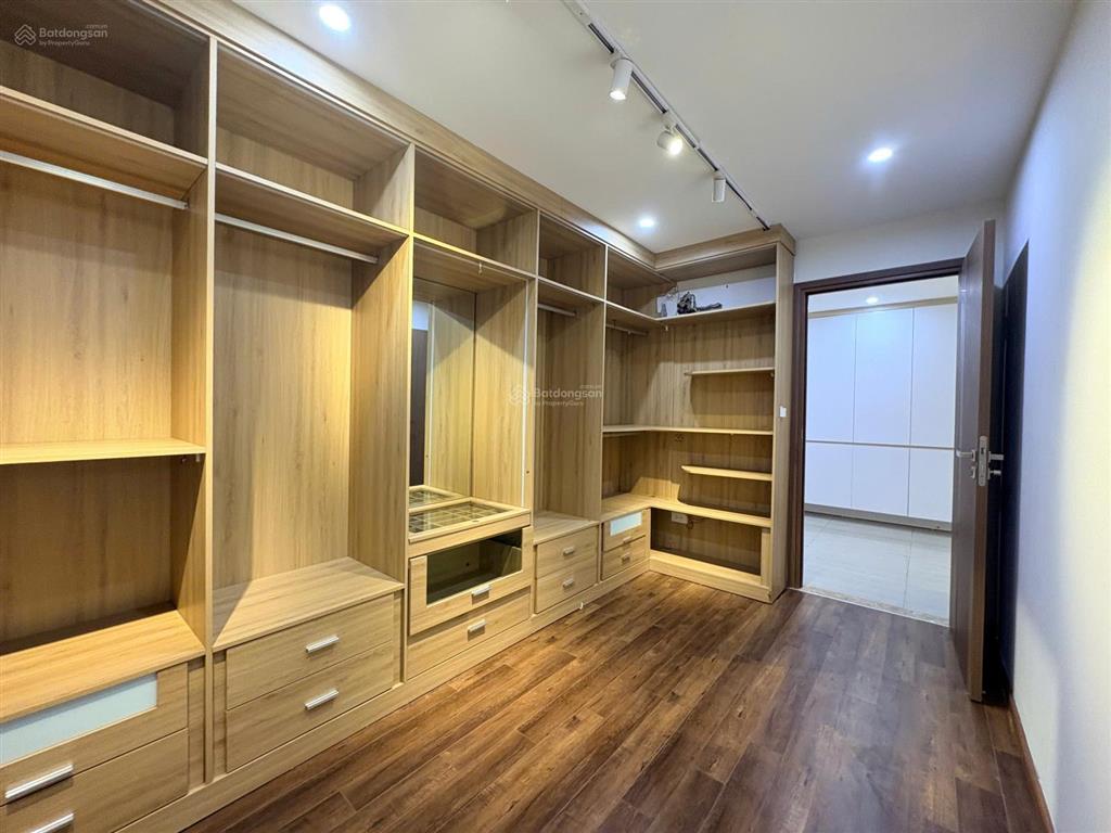 Bán căn hộ tầng cao view đẹp, thoáng sáng tòa the link ciputra