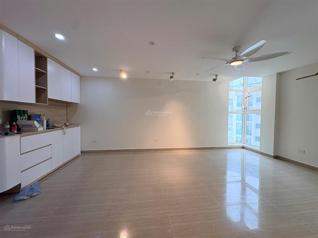 Bán căn hộ tầng cao view đẹp, thoáng sáng tòa the link ciputra