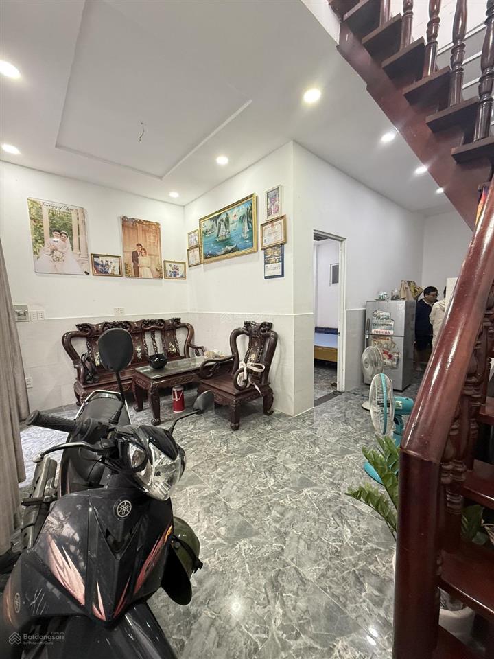 Nhà hiếm ngang 5m  2 tầng 3pn  42.5m2  chỉ có 3.55 tỷ