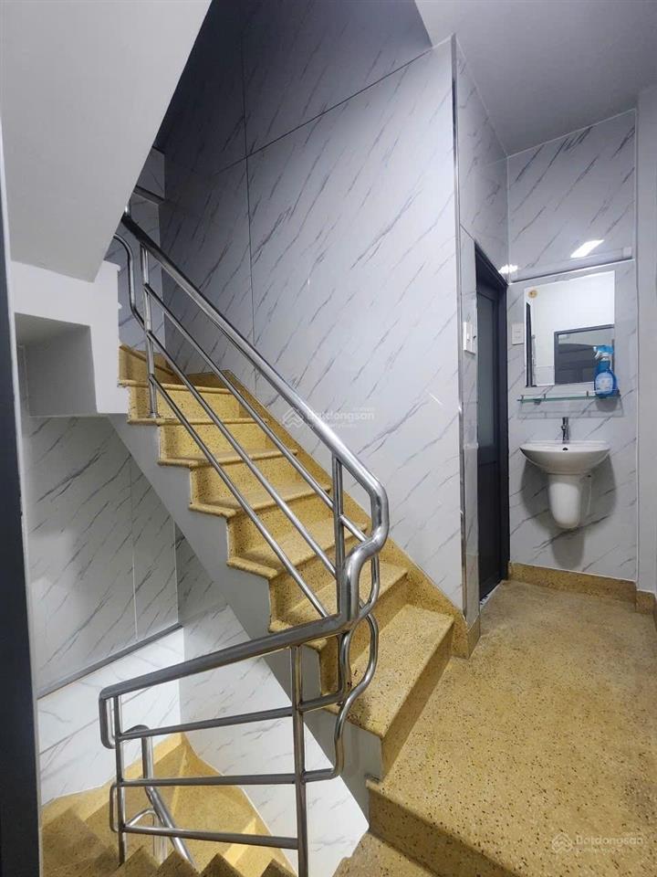 Mặt tiền xe tải tránh  kinh doanh đa ngành  3 tầng lý thường kiệt  gần trường đại học bách khoa