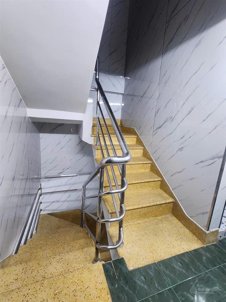 Mặt tiền xe tải tránh  kinh doanh đa ngành  3 tầng lý thường kiệt  gần trường đại học bách khoa