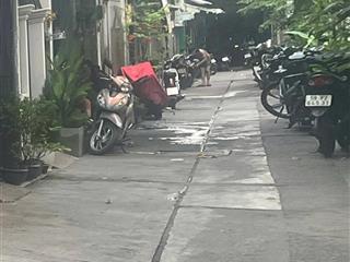 Ngang hiếm 7.8m  xe hơi đỗ cửa  65m (7.8x8.8). 4.65t  khu xây 5 tầng