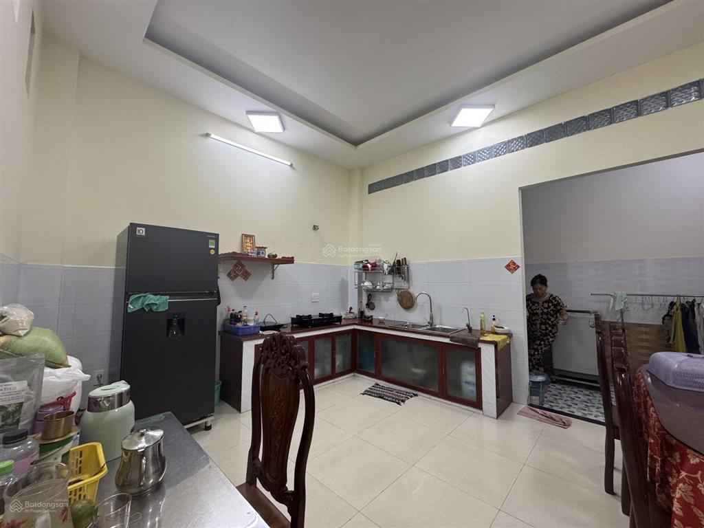 Nở hậu  kdc gia hoà  109m (5x21.5m)  3 tầng  xe hơi đậu trong nhà