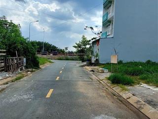 Giá rẻ nhất kdc gia hoà  mt đường số  109m2 (5x21.5m)  7.8tỷ  3 tầng  khu đang phát triển