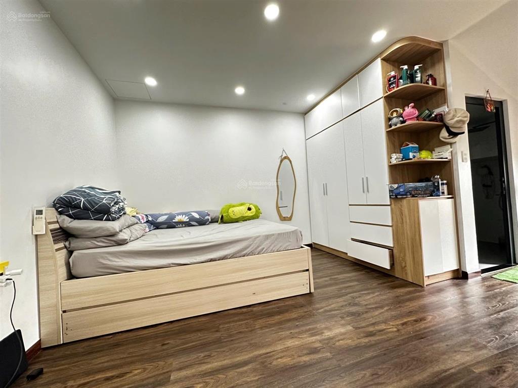 Penthouse cc mỹ thuận  113.5m (8.5x12.5)  4pn 3wc  3.59t  đã có sổ  gần mega mall  bến xe