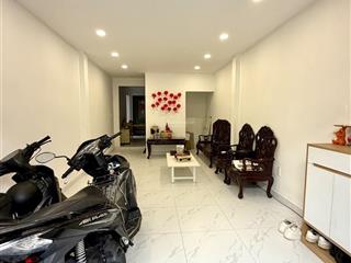 Nở hậu 5.5m  tặng full nội thất 64m  2 tầng  3pn có phòng ngủ ở trệt  5.49t