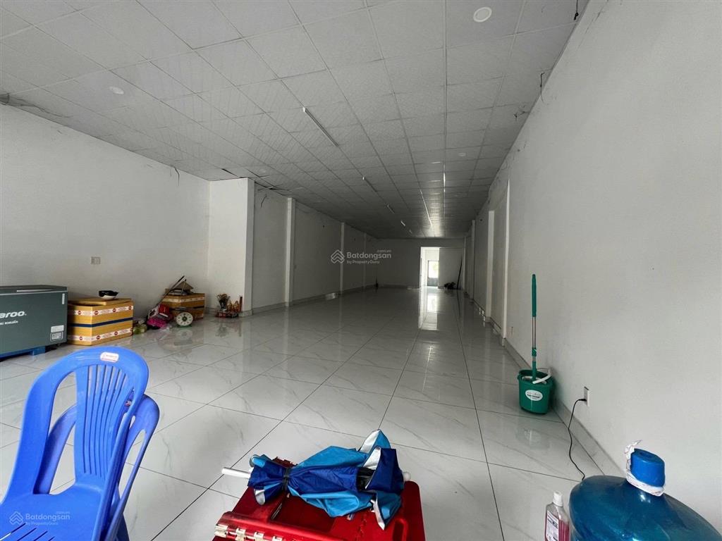 Mặt tiền full thổ cư  210m (7.5x40). bán thấp hơn định giá ngân hàng  14.5t