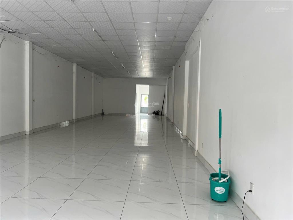 Mặt tiền full thổ cư  210m (7.5x40). bán thấp hơn định giá ngân hàng  14.5t