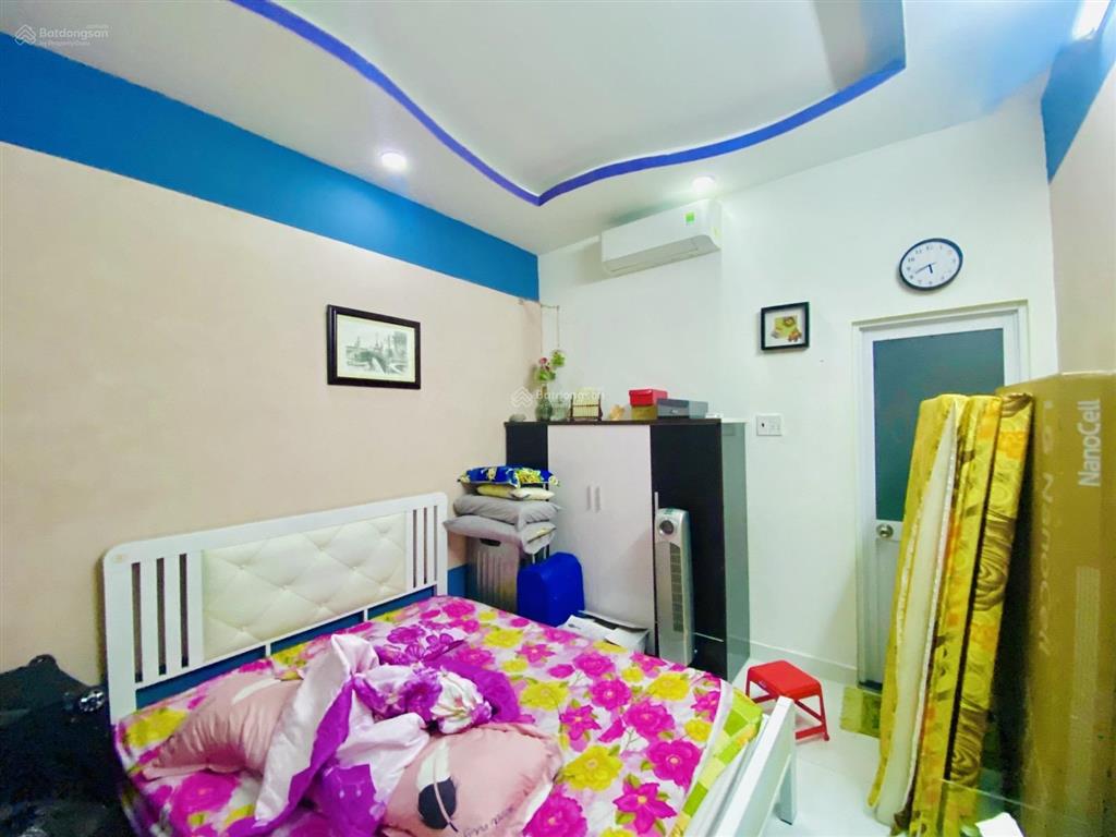 Bán nhà hẻm xe hơi lê văn lương. giảm 700tr còn 5.3t. nhà nở hâu 8m