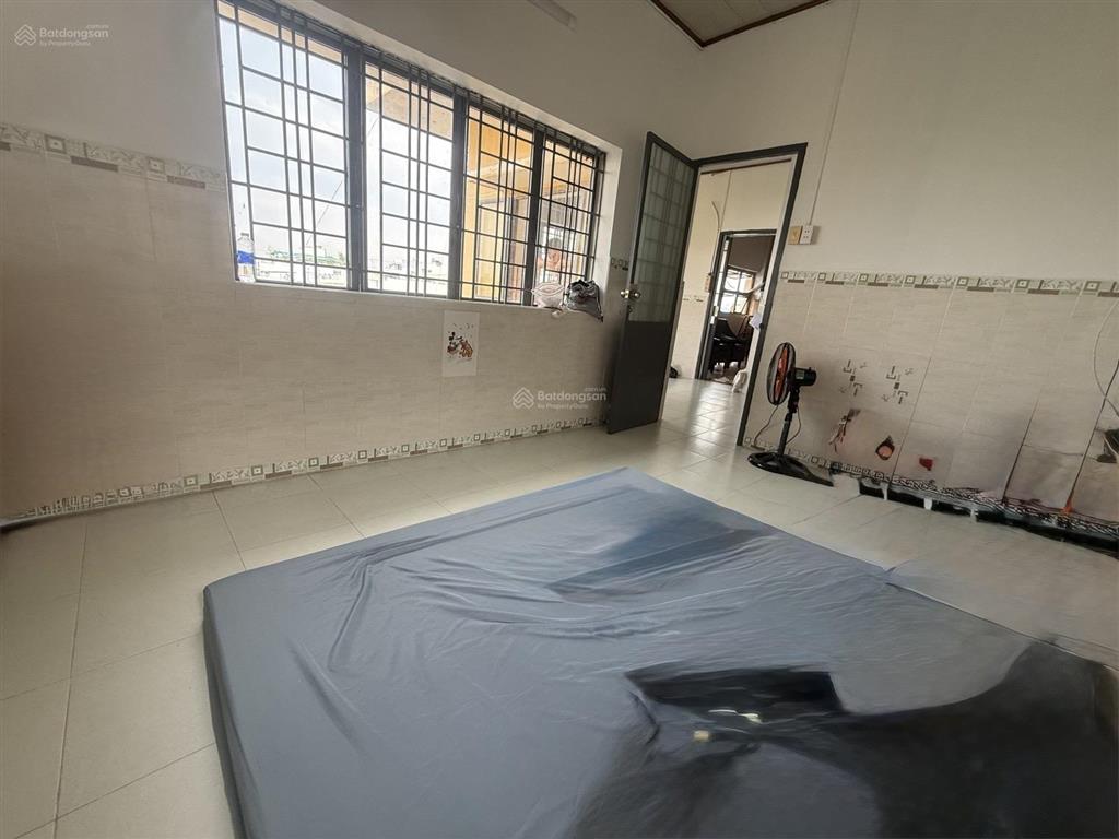Chung cư bùi minh trực  lầu 3  2pn  đã có sổ  gần aeon quận 8