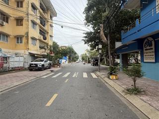 Chung cư bùi minh trực  lầu 3  2pn  đã có sổ  gần aeon quận 8