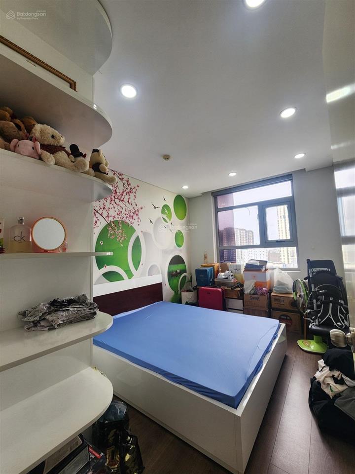 Đã có sổ. căn góc 3pn. 81m. hồ bơi rộng. bãi đỗ xe lớn. view thoáng đẹp