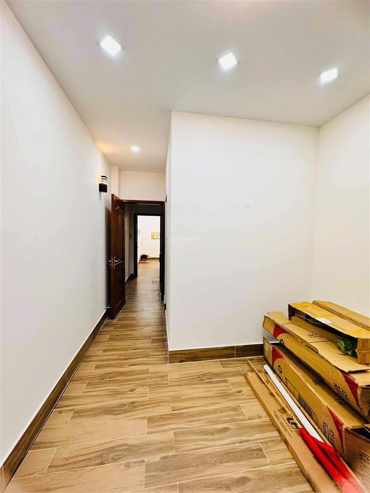 Bán nhà đường dương bá trạc, phường 1, 4 tầng 4 phòng. 6.49 tỷ. còn thương lượng chính chủ