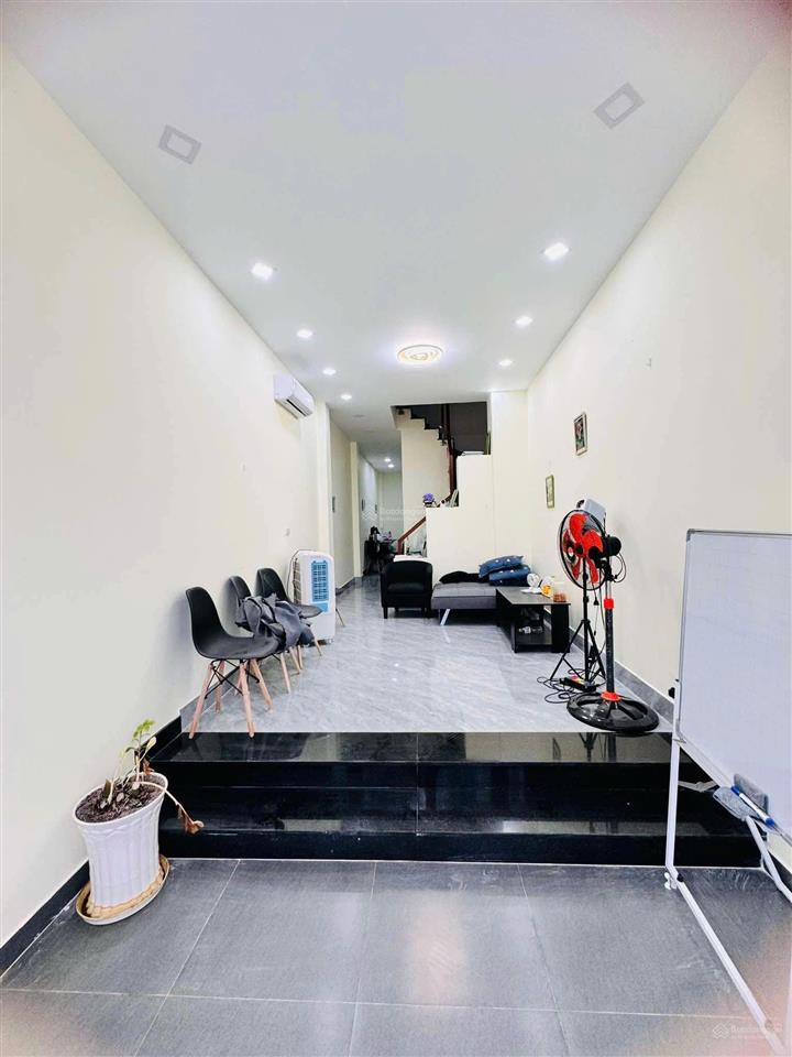 Bán nhà đường dương bá trạc, phường 1, 4 tầng 4 phòng. 6.49 tỷ. còn thương lượng chính chủ