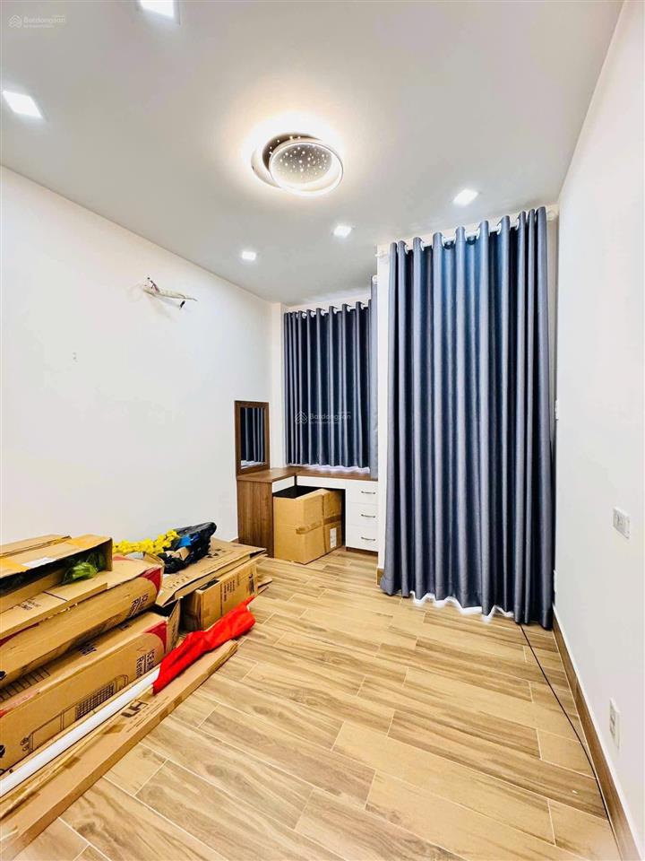 Bán nhà đường dương bá trạc, phường 1, 4 tầng 4 phòng. 6.49 tỷ. còn thương lượng chính chủ