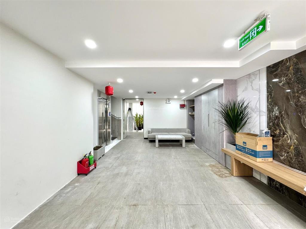 Cho thuê căn hộ studio đi bộ đh sư phạm thang máy, mới xây q5