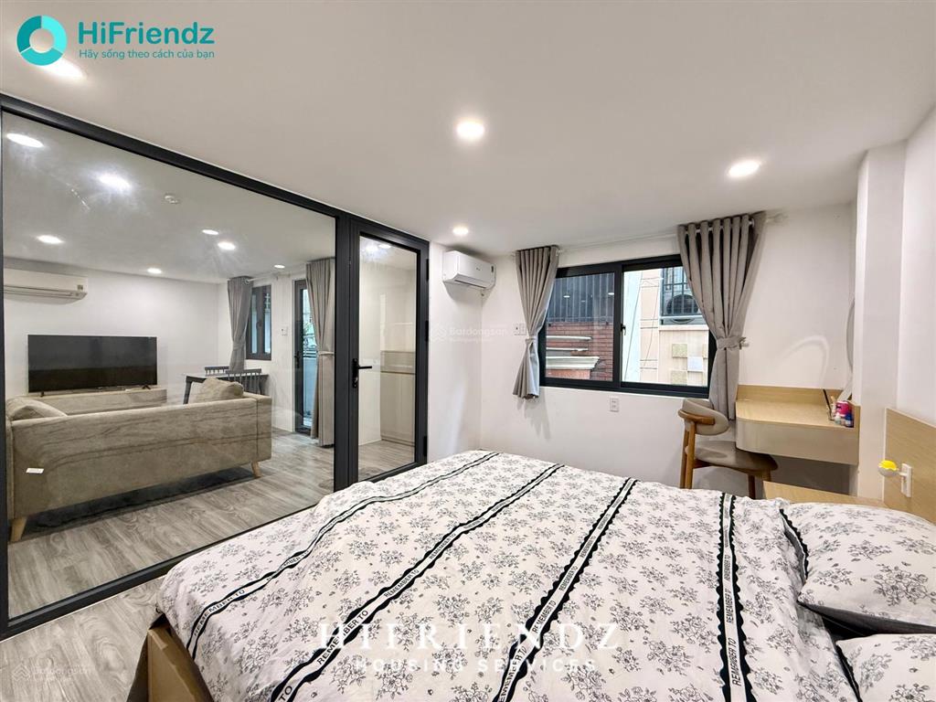 Cho thuê căn hộ studio full nội thất tốt, thang máy, gần cầu nguyễn văn cừ an ninh