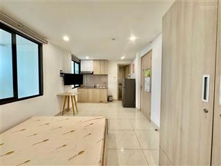 Cho thuê căn hộ cao cấp studio 30m2 full nội thất  cửa sổ lớn  đối diện nhà hoà bình