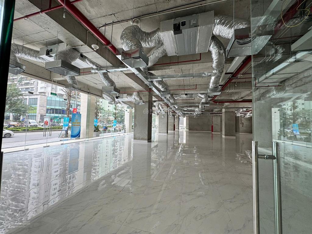 Cho thuê văn phòng mới cứng tại tòa handico 33 lê văn lương, view thoáng vị trí tiện lợi giao thông