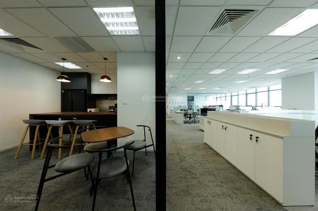 Văn phòng hạng b cực đẹp tại detech ii tower, lấp đầy 98%, hiện chỉ còn 1 ô, giá như hạng c
